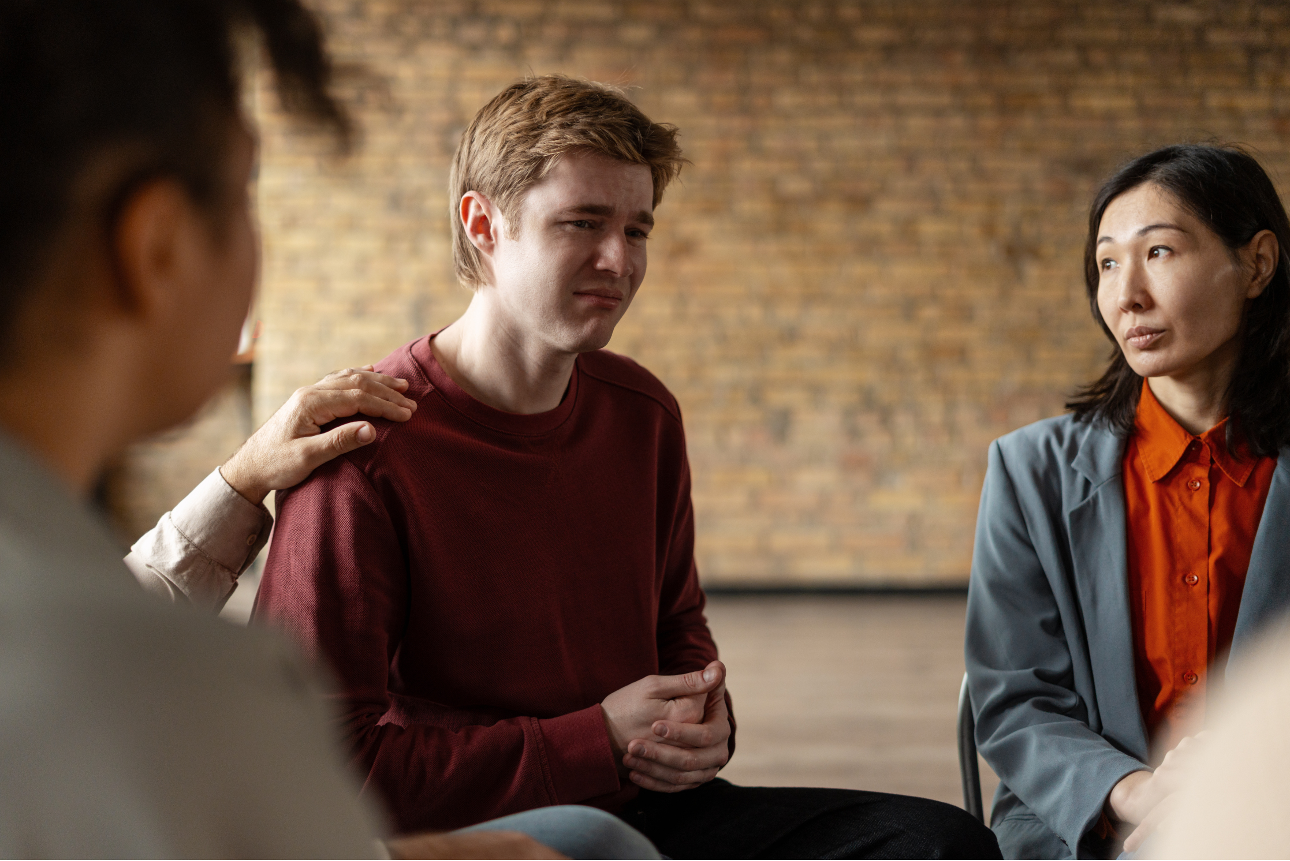 Hombre cerrando ciclos emocionales